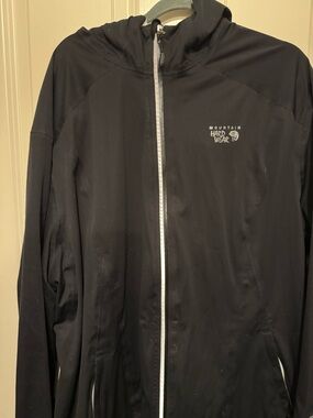 Mountain Hardwear Men's Black Hooded Windbreaker with Contrast Zip
